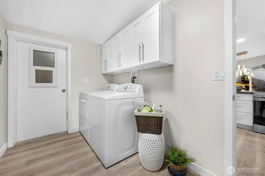 931 236th Place SW Bothell WA 98021