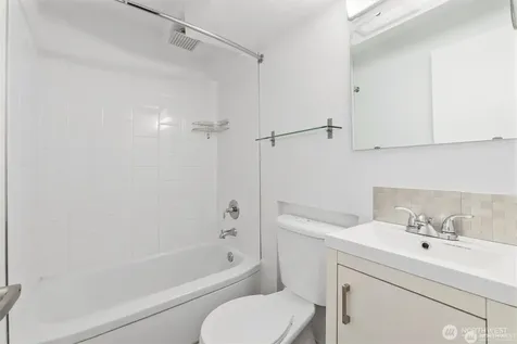 752 Bellevue Avenue E Seattle WA 98102
