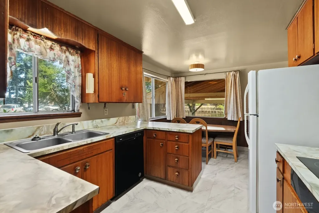 2224 168th Street E Tacoma WA 98445