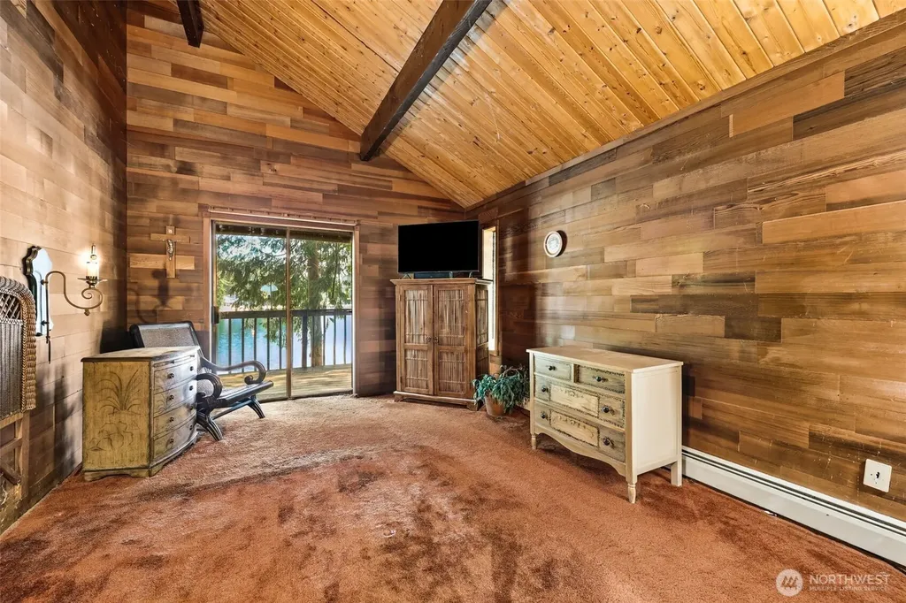 910 E Saint Andrews Drive Shelton WA 98584