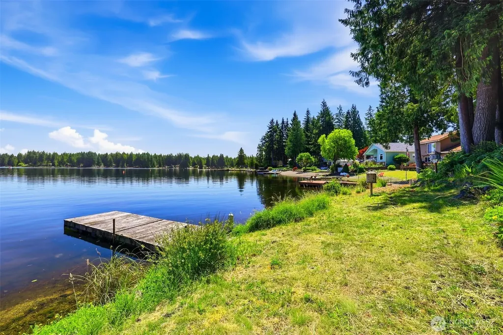 910 E Saint Andrews Drive Shelton WA 98584