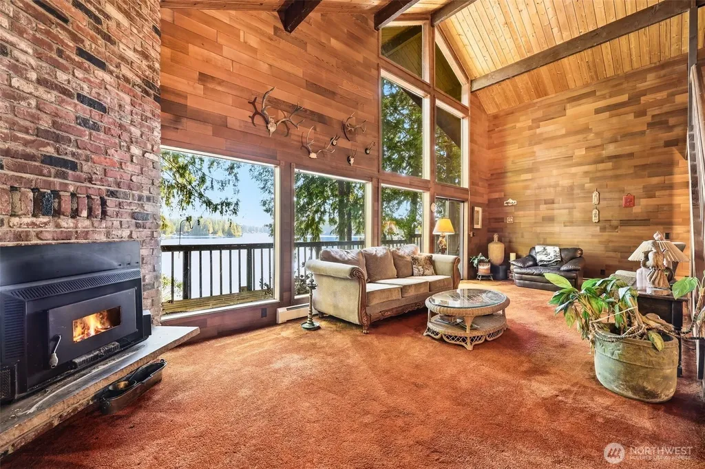 910 E Saint Andrews Drive Shelton WA 98584