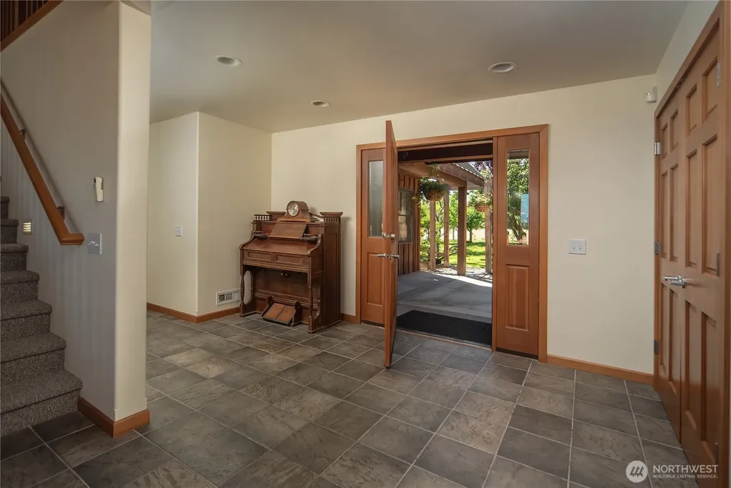 4405 Cove Road Ellensburg WA 98926