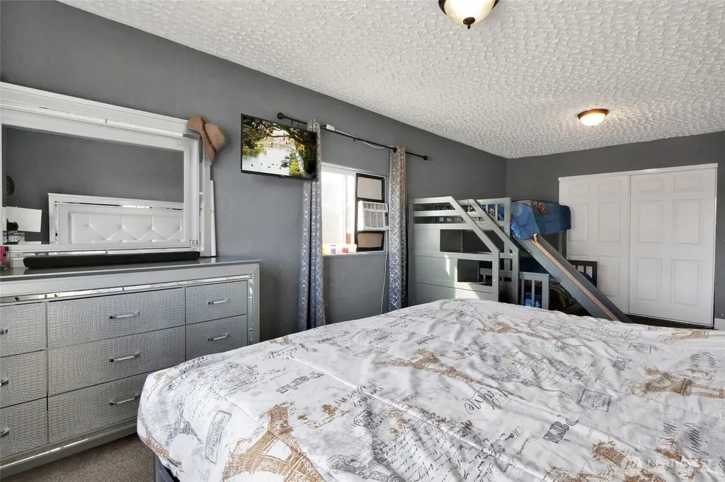 1101 Arnold Drive Moses Lake WA 98837