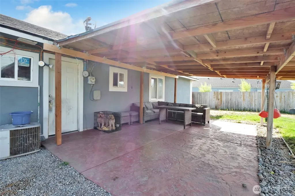 1101 Arnold Drive Moses Lake WA 98837