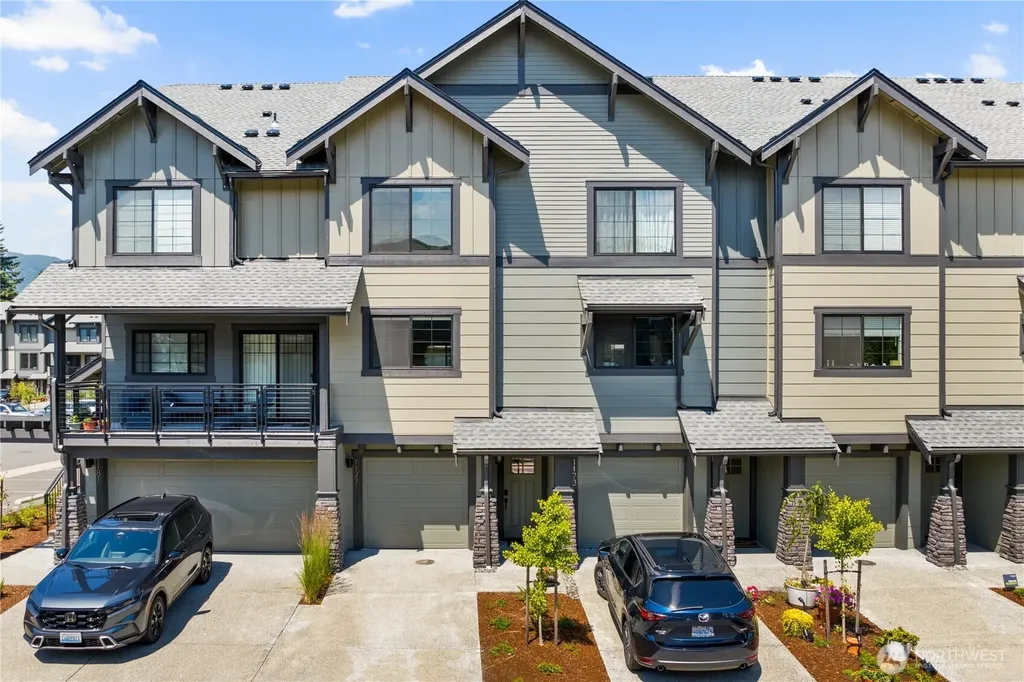 1177 Shoreline Way SE North Bend WA 98045