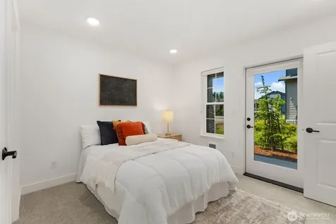 1177 Shoreline Way SE North Bend WA 98045