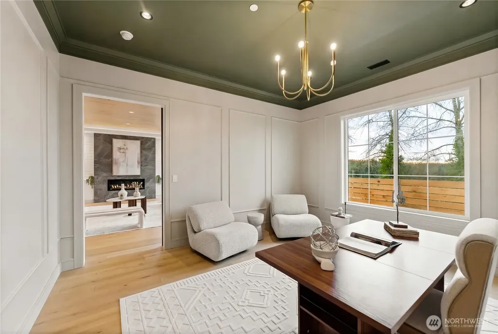 12811 SE 44th Place Bellevue WA 98006