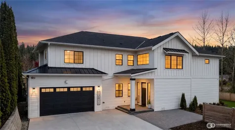 12811 SE 44th Place Bellevue WA 98006