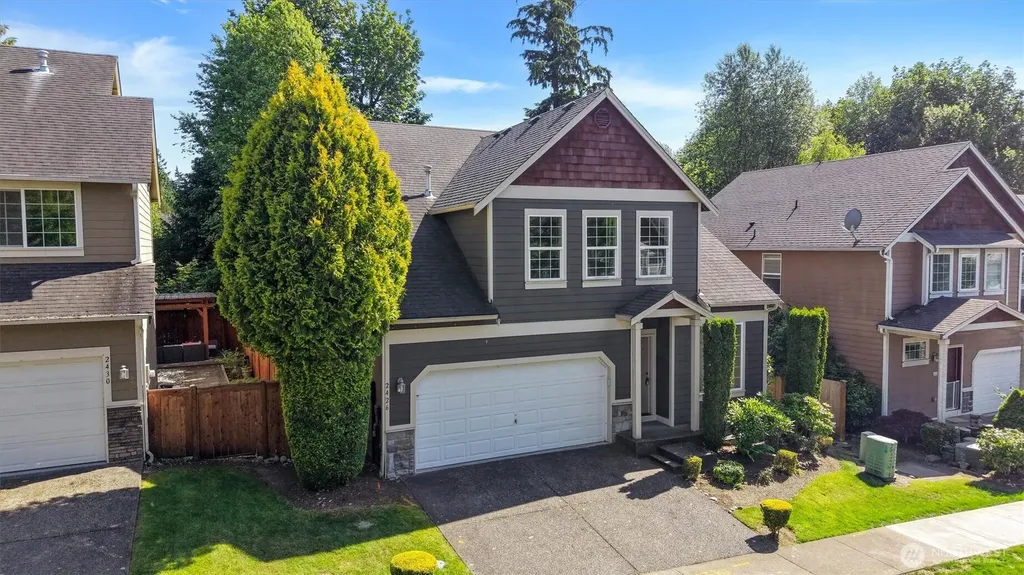 2426 Stafford Way Bothell WA 98012
