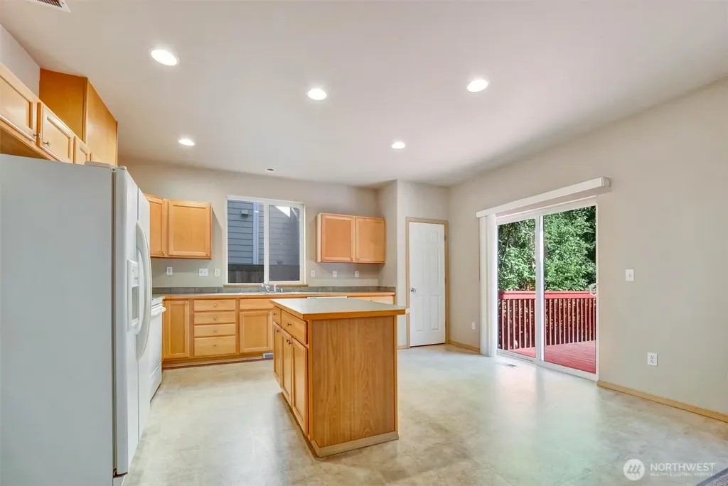 2426 Stafford Way Bothell WA 98012