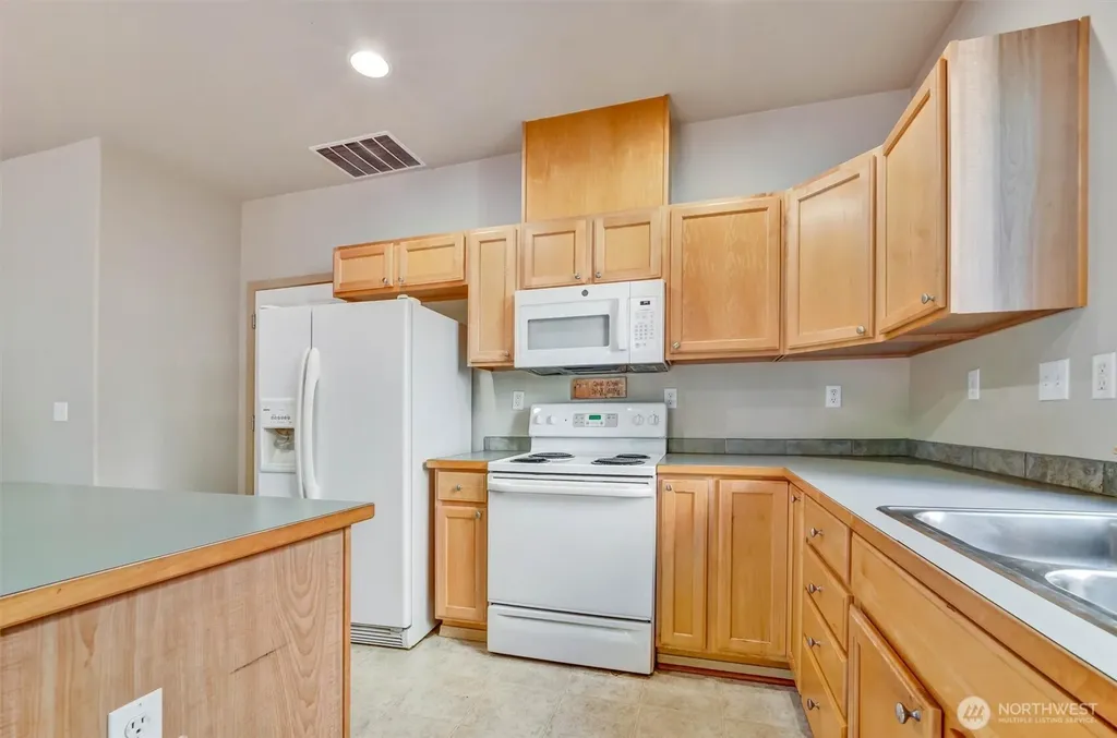 2426 Stafford Way Bothell WA 98012