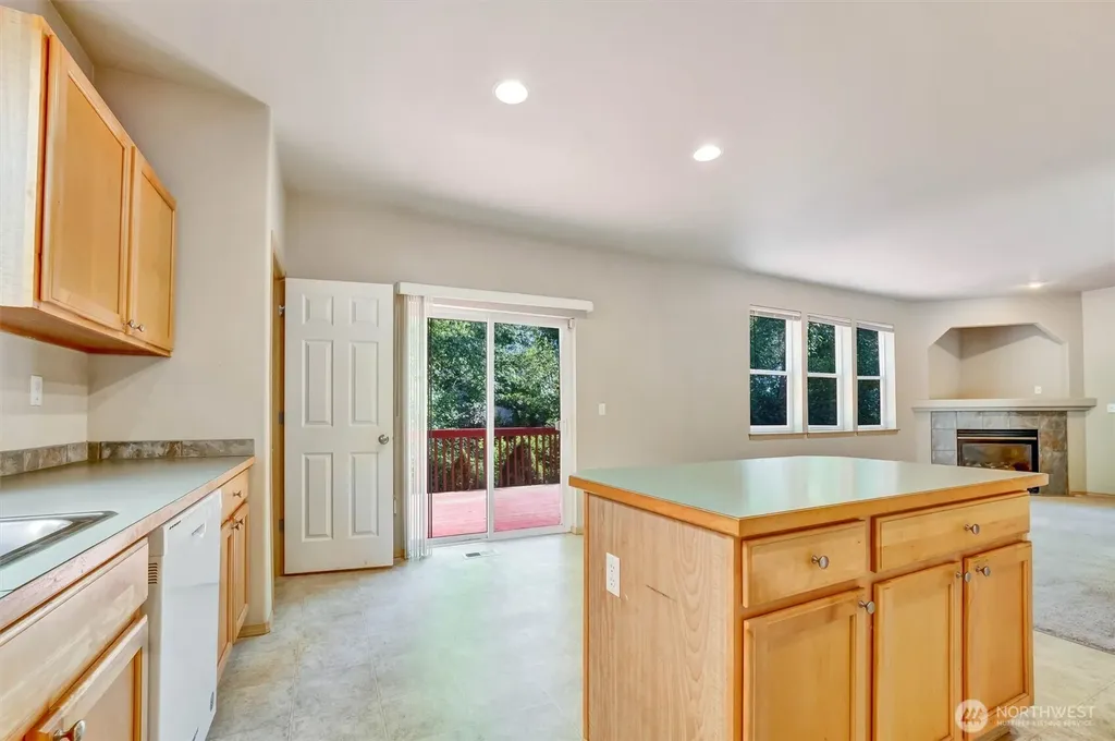 2426 Stafford Way Bothell WA 98012