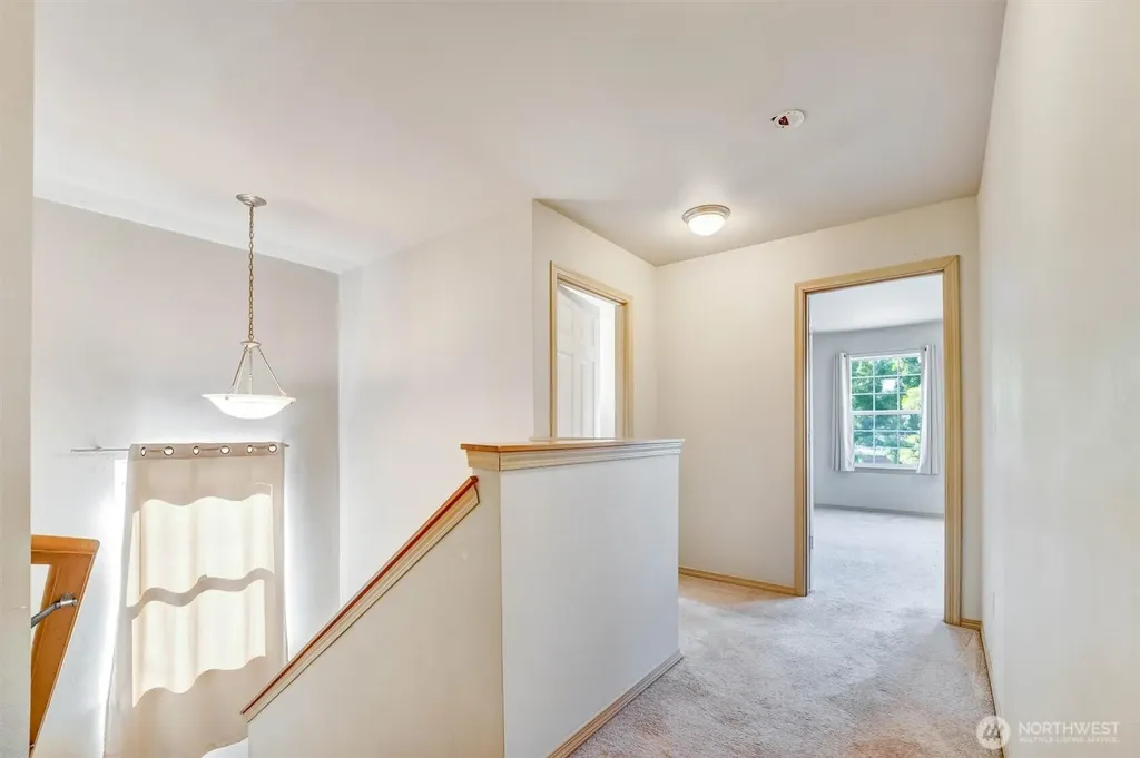 2426 Stafford Way Bothell WA 98012