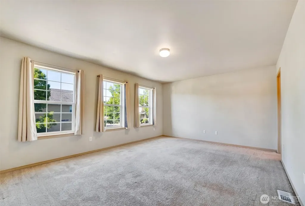 2426 Stafford Way Bothell WA 98012