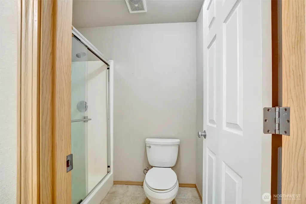 2426 Stafford Way Bothell WA 98012