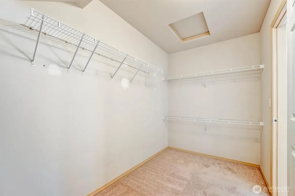 2426 Stafford Way Bothell WA 98012