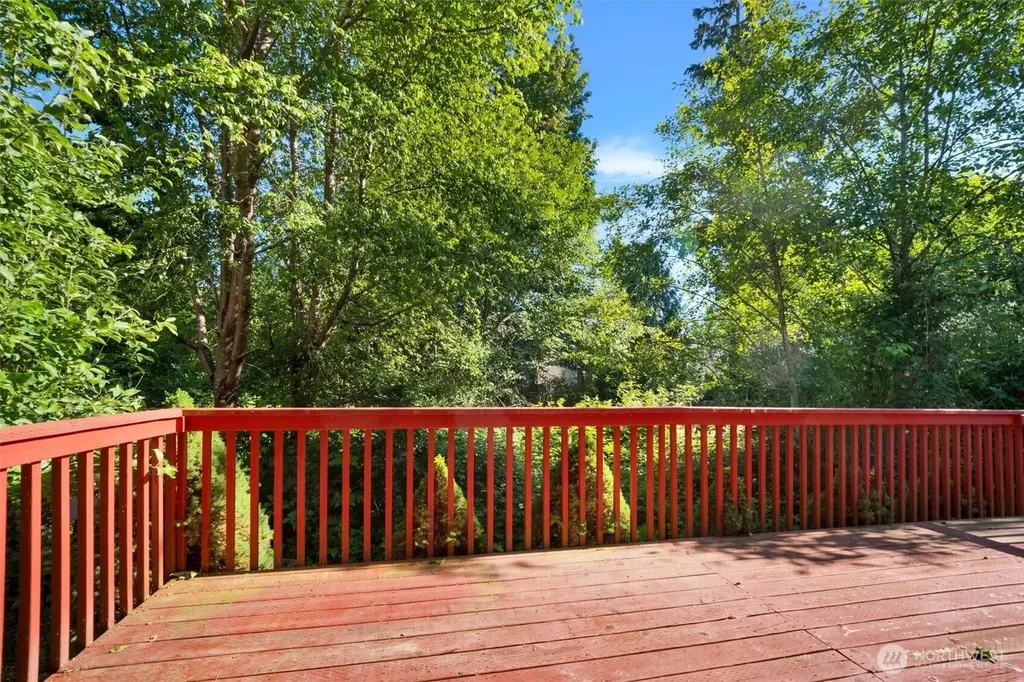 2426 Stafford Way Bothell WA 98012