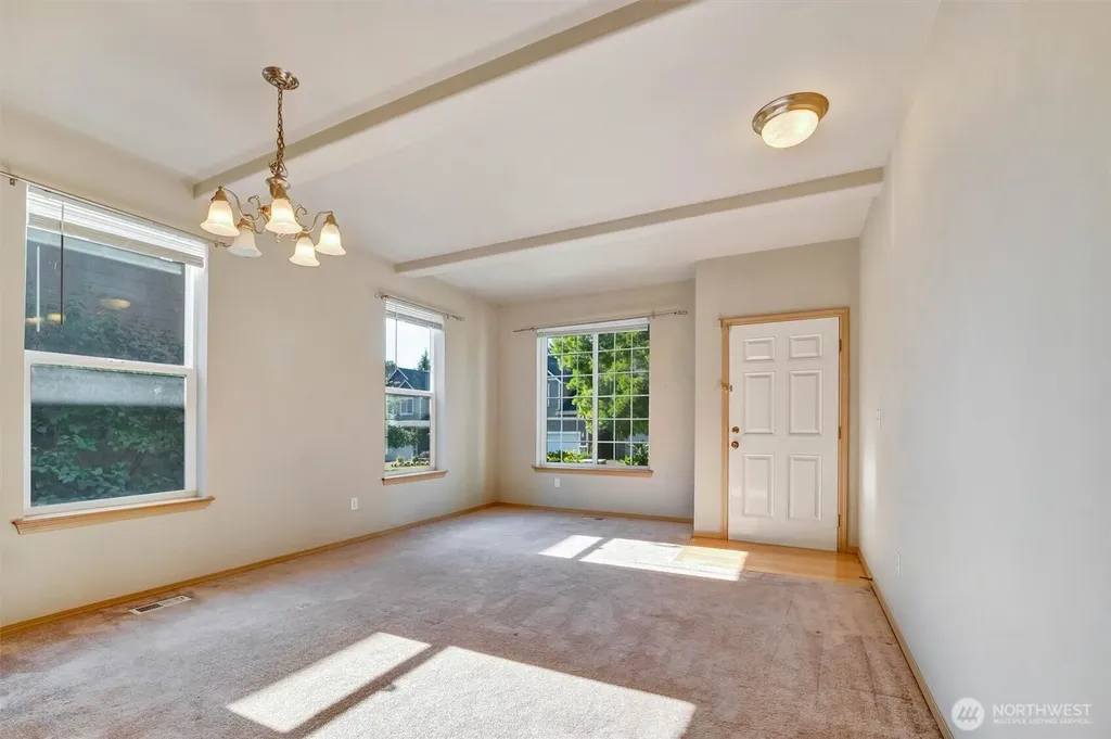 2426 Stafford Way Bothell WA 98012
