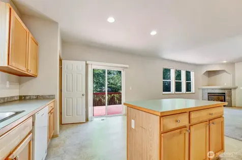 2426 Stafford Way Bothell WA 98012