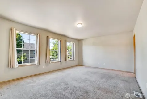 2426 Stafford Way Bothell WA 98012