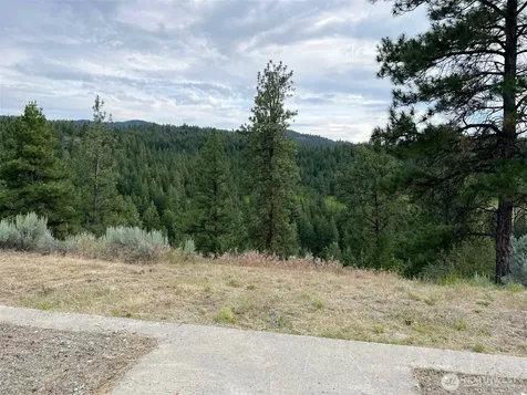 240 W Corral Drive Oroville WA 98844