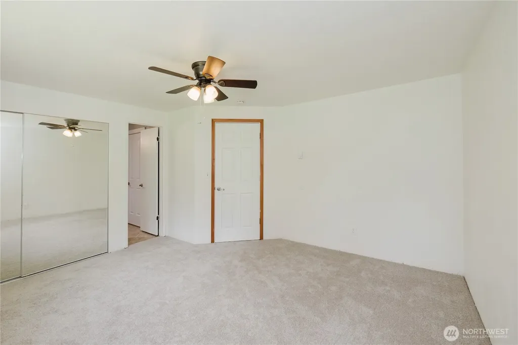 4014 Silver Lane NW Bremerton WA 98312