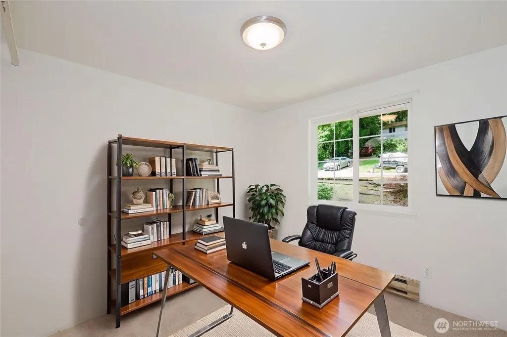 4014 Silver Lane NW Bremerton WA 98312