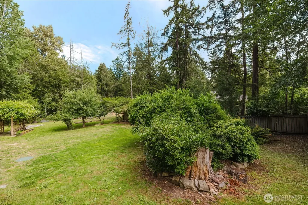 4014 Silver Lane NW Bremerton WA 98312
