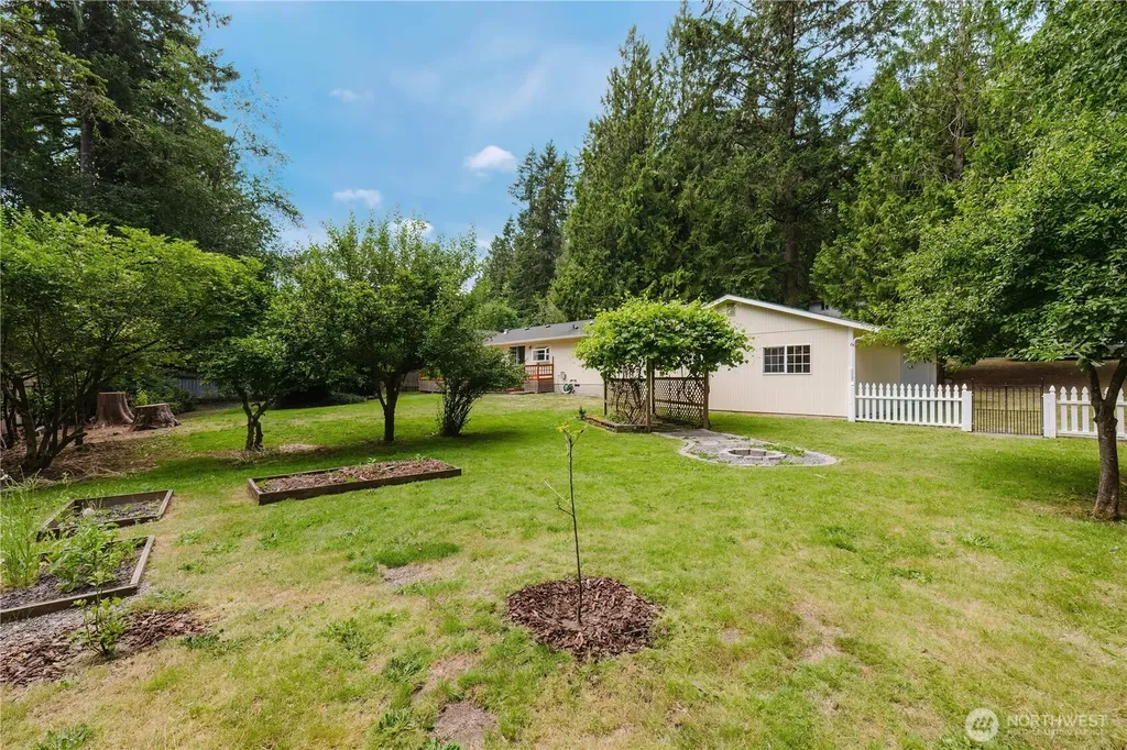4014 Silver Lane NW Bremerton WA 98312