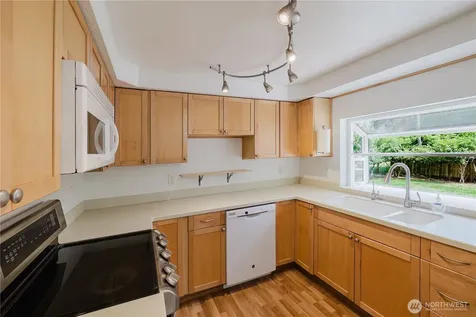 4014 Silver Lane NW Bremerton WA 98312
