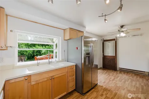 4014 Silver Lane NW Bremerton WA 98312