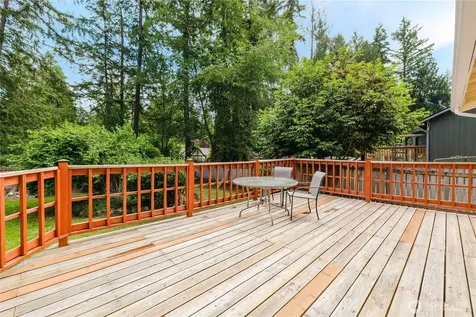 4014 Silver Lane NW Bremerton WA 98312