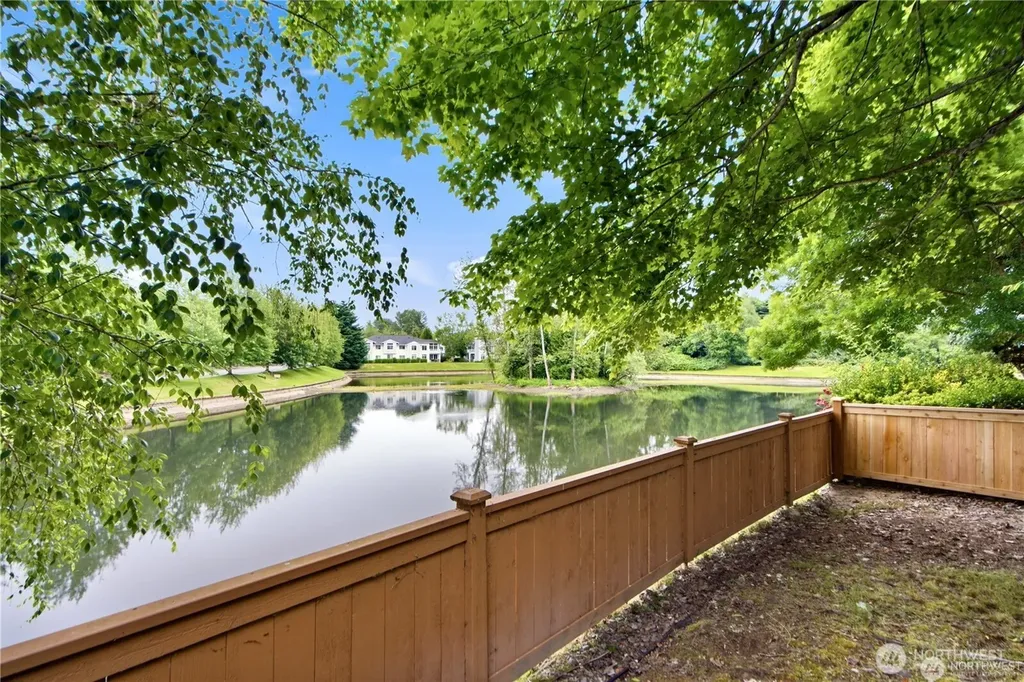 23302 57th Avenue S Kent WA 98032