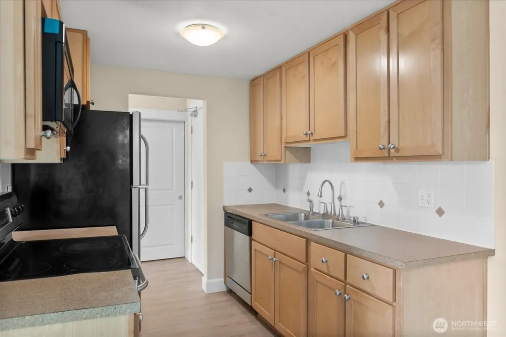 8017 234th Street SW Edmonds WA 98026