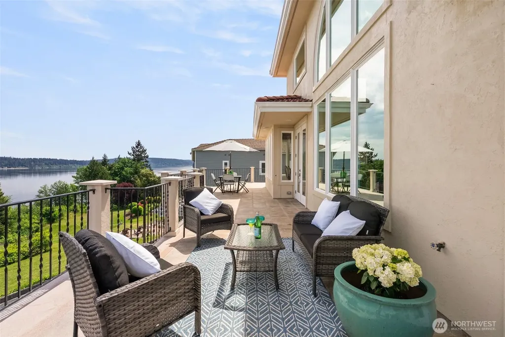 11182 Aquila Place NE Poulsbo WA 98370
