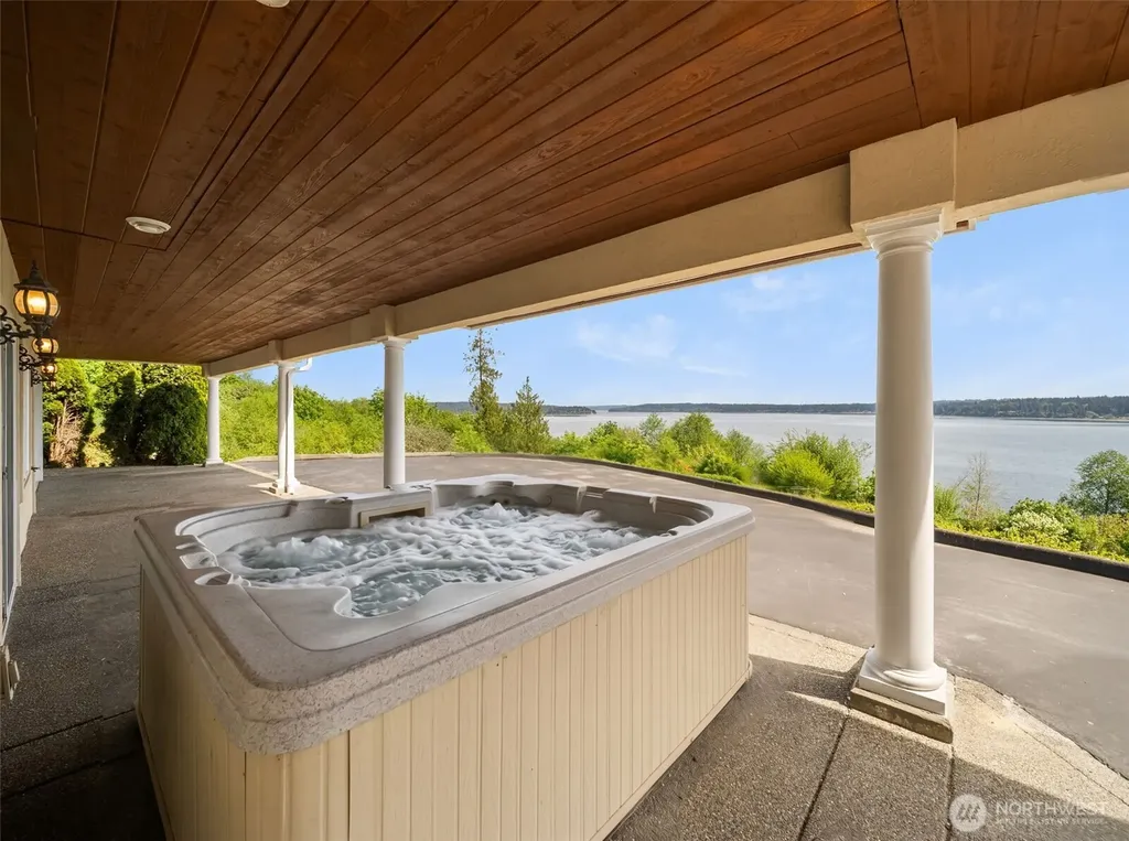 11182 Aquila Place NE Poulsbo WA 98370