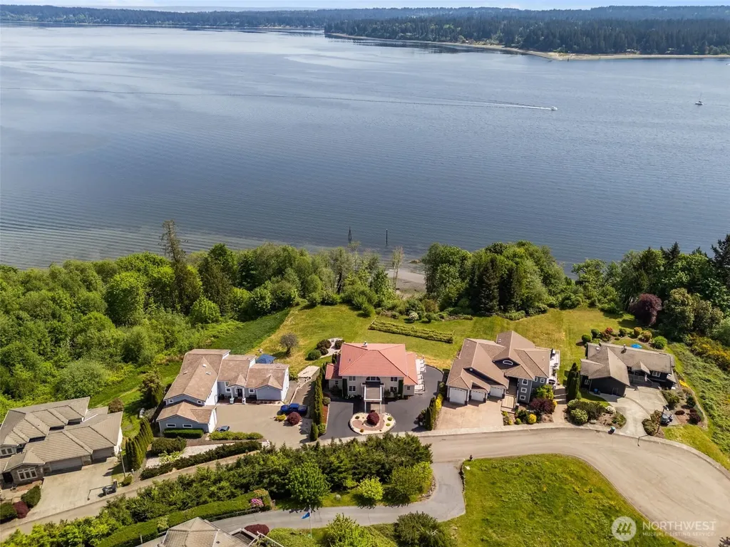 11182 Aquila Place NE Poulsbo WA 98370