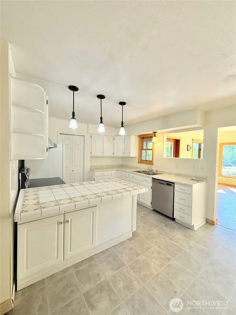 2050 James Avenue Okanogan WA 98840