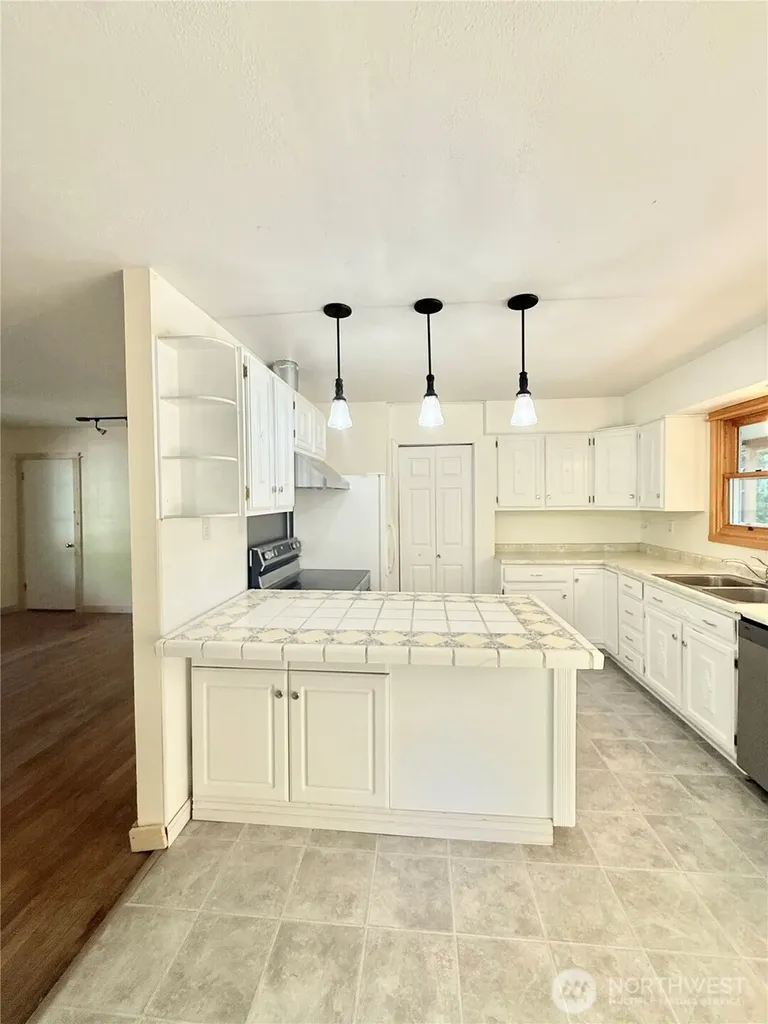 2050 James Avenue Okanogan WA 98840