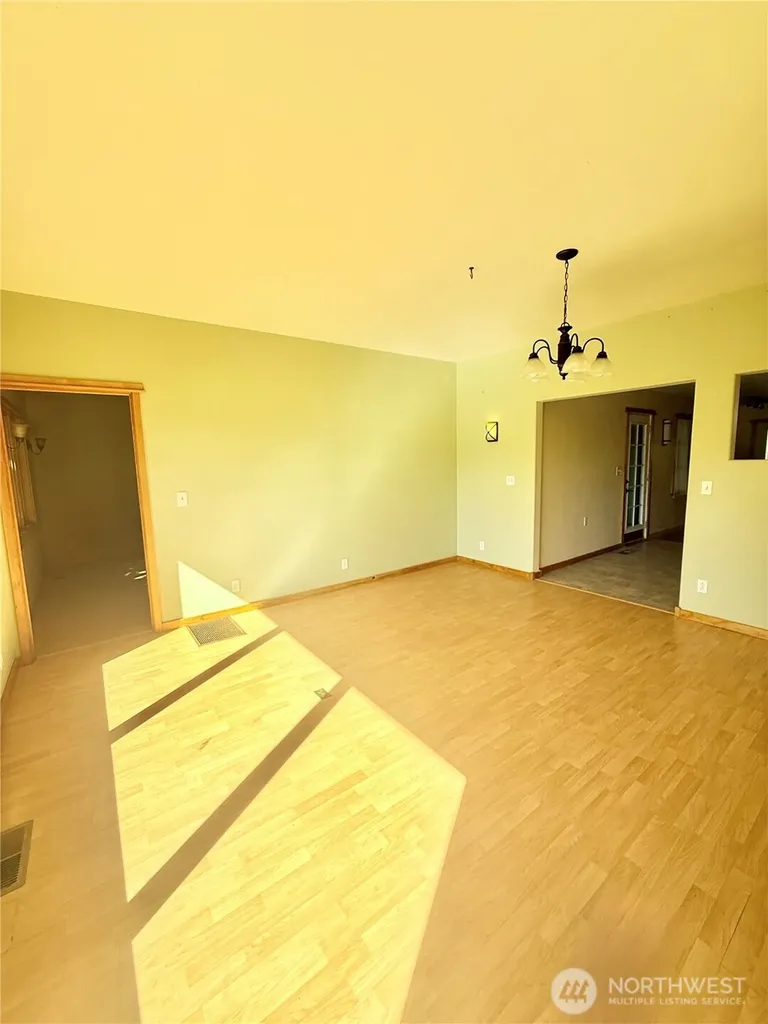 2050 James Avenue Okanogan WA 98840