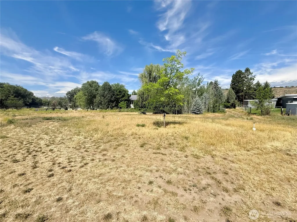 2050 James Avenue Okanogan WA 98840