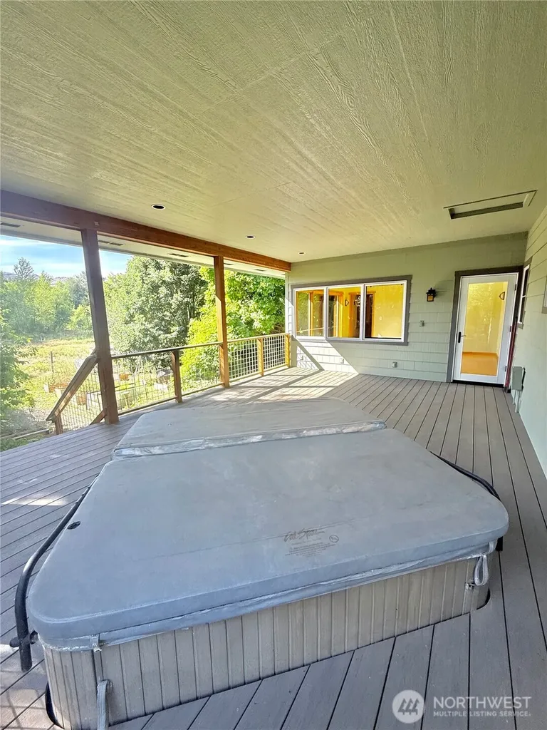 2050 James Avenue Okanogan WA 98840
