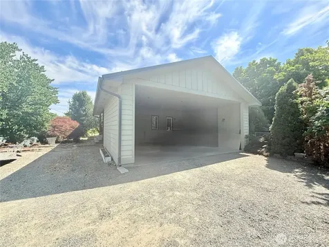 2050 James Avenue Okanogan WA 98840