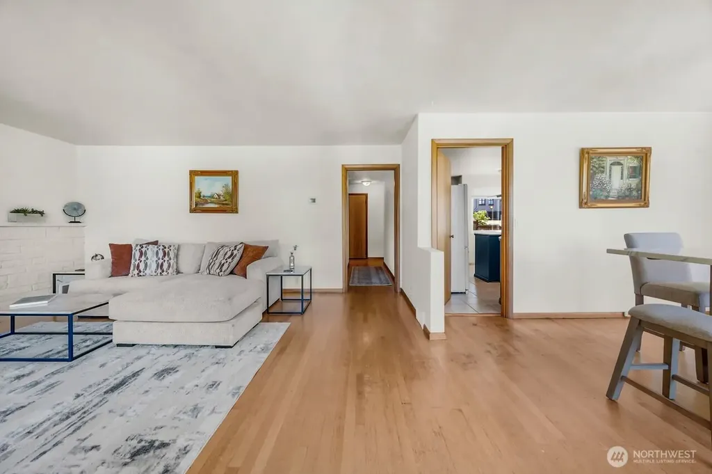 5508 31st Avenue NE Seattle WA 98105