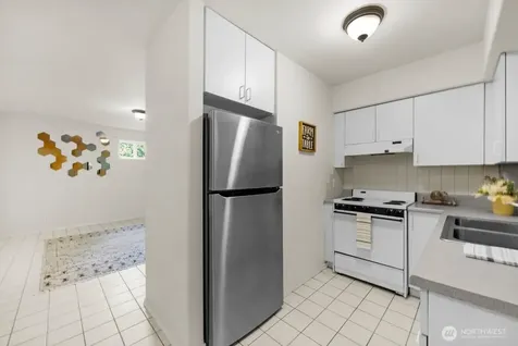 5508 31st Avenue NE Seattle WA 98105