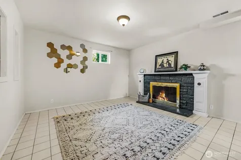 5508 31st Avenue NE Seattle WA 98105