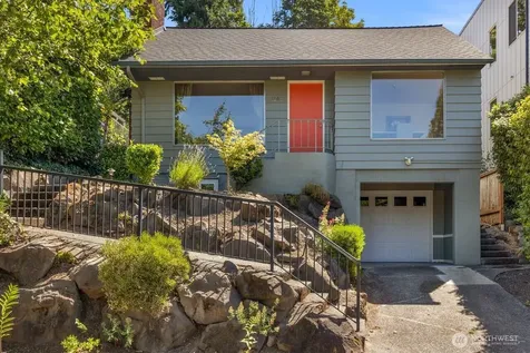 5508 31st Avenue NE Seattle WA 98105