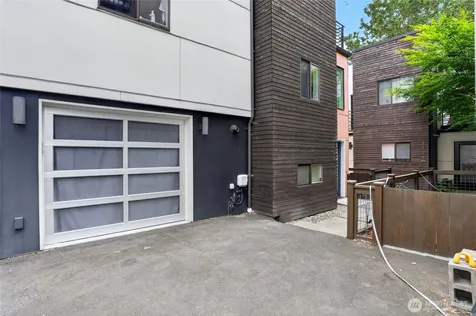 2122 NE 89th Street Seattle WA 98115