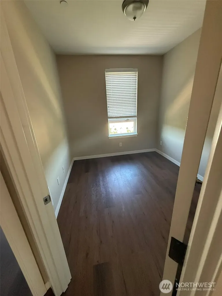 14614 35th Avenue NE Lake Forest Park WA 98155